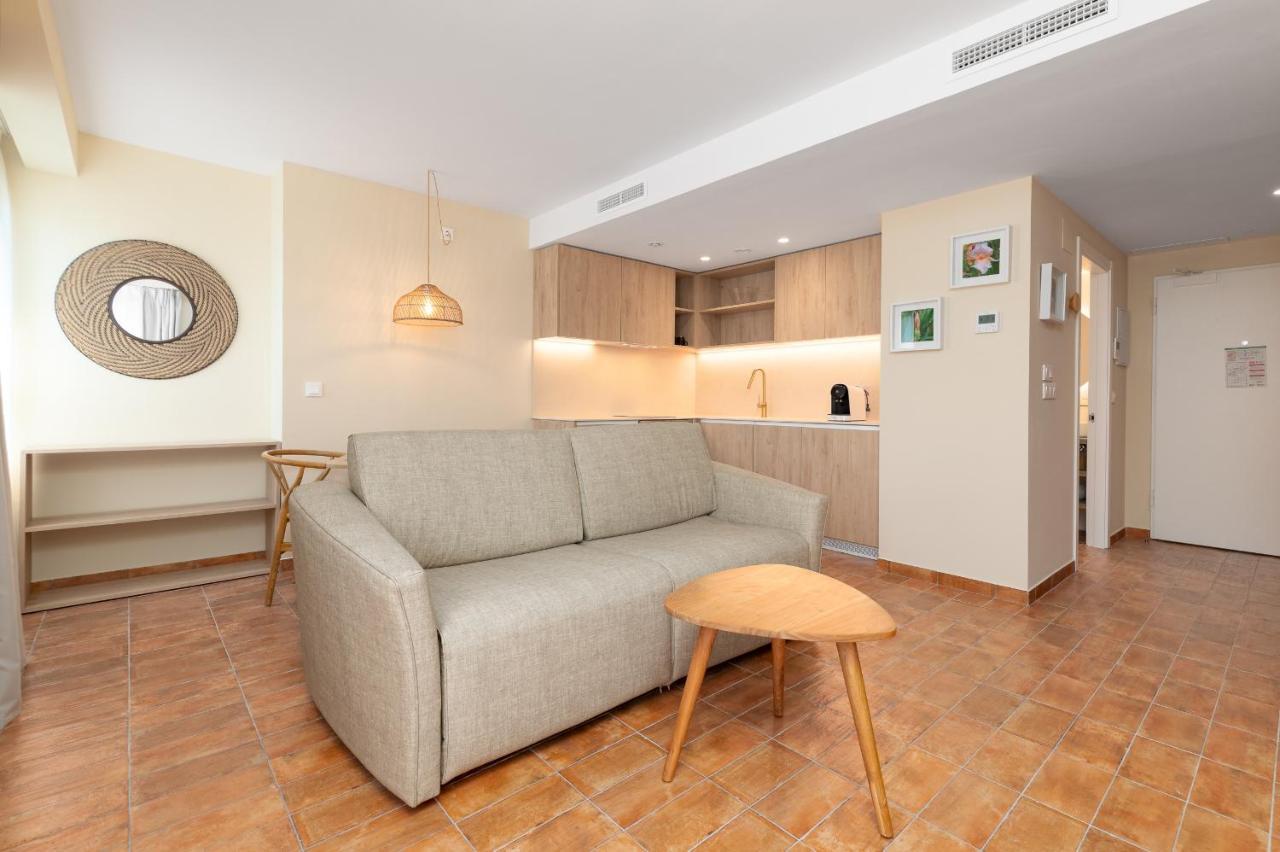 Apartamentos Las Ciencias H Valencia Buitenkant foto